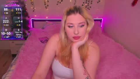 Alice   Miss online show from 12-21-24, 11:24