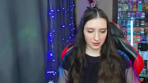 Snapshot of alice_bailey chatting on 12-13-24, 07:32 Alice online show from 12-13-24, 07:32