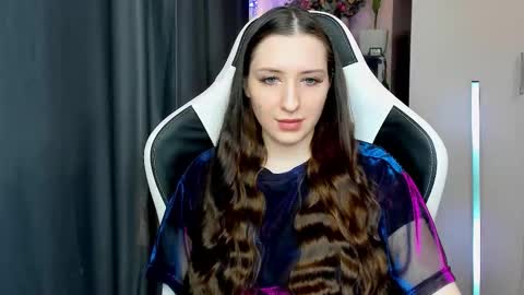 Snapshot of alice_bailey chatting on 10-17-25, 12:41 Alice online show from 10-17-25, 12:41