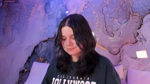 Mey online show from 12-05-25, 01:03