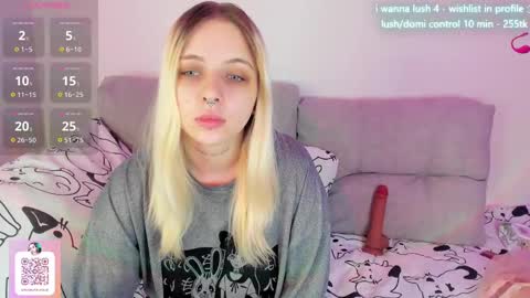 alice_halle online show from 03-11-25, 07:58