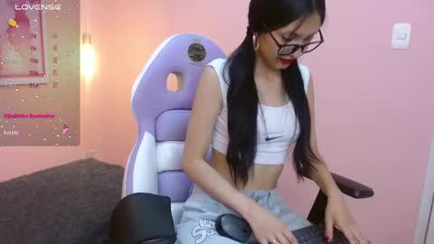 alice_in_hornyland_ online show from 09-27-25, 09:20