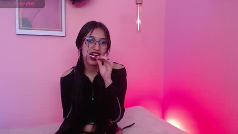 alice_in_hornyland_ online show from 10-01-25, 11:44