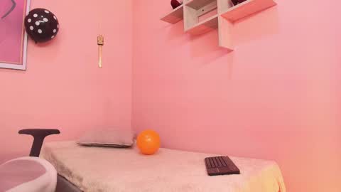 alice_in_hornyland_ online show from 10-08-25, 08:28