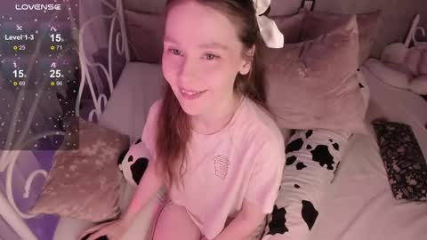 Alice online show from 11-12-25, 02:23