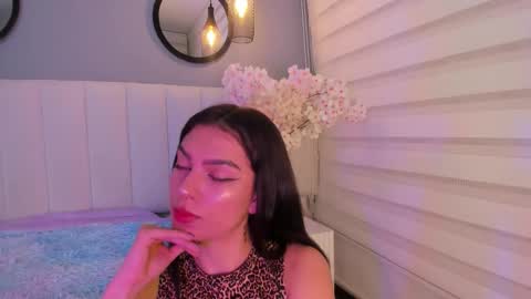 alice_lodge online show from 10-18-25, 03:42