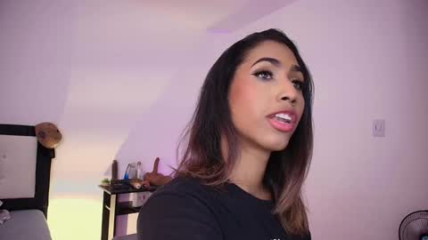 Snapshot of alice_massiel chatting on 12-12-24, 07:26 online show from 12-12-24, 07:26