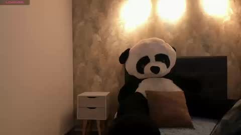 Alice  online show from 09-25-25, 03:54