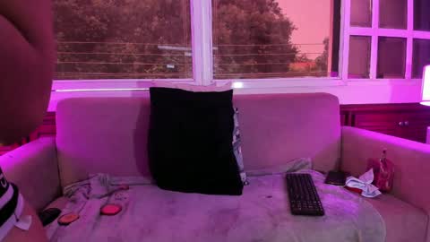 Snapshot of alice_simpson1 chatting on 10-04-25, 11:41 alice_simpson1 online show from 10-04-25, 11:41