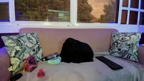 Snapshot of alice_simpson1 chatting on 10-13-25, 11:54 alice_simpson1 online show from 10-13-25, 11:54