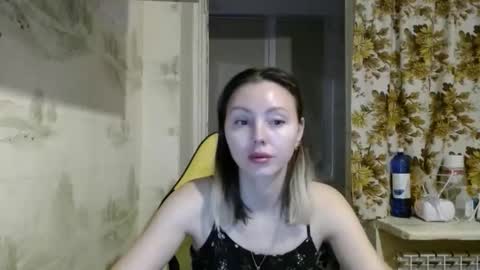 Alice smiles online show from 02-06-26, 10:24