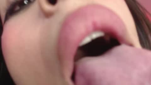 Sofia online show from 01-29-25, 09:39