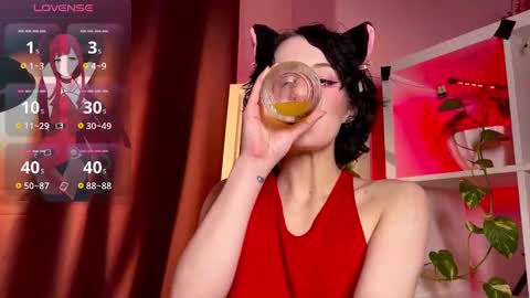 alice_succubus online show from 02-17-25, 08:04