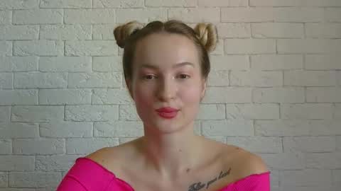 Snapshot of alice_sweet_01 chatting on 09-26-25, 10:30 Alice online show from 09-26-25, 10:30