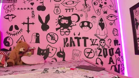 Snapshot of alice_twerk chatting on 09-15-25, 08:31 Alice online show from 09-15-25, 08:31