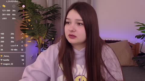 Alice  online show from 12-10-24, 10:05