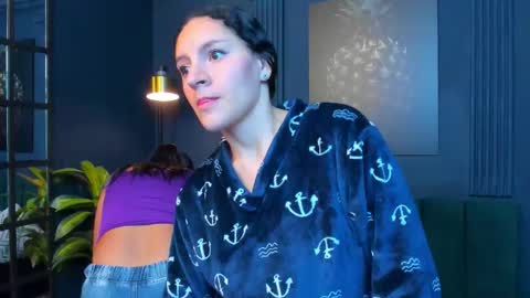 Alice and Asia online show from 09-29-25, 12:10