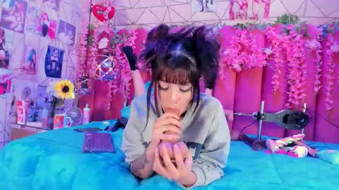     online show from 11-22-25, 10:31