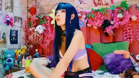     online show from 06-02-26, 09:28