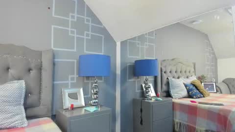 aliceblack7 online show from 11-18-25, 11:47