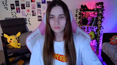 Snapshot of alicecharmy chatting on 12-04-24, 02:59 alicecharmy online show from 12-04-24, 02:59