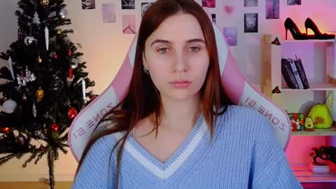 Snapshot of alicecharmy chatting on 12-19-24, 12:01 alicecharmy online show from 12-19-24, 12:01