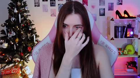 Snapshot of alicecharmy chatting on 12-22-24, 12:38 alicecharmy online show from 12-22-24, 12:38