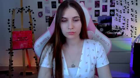 Snapshot of alicecharmy chatting on 09-17-25, 11:12 alicecharmy online show from 09-17-25, 11:12