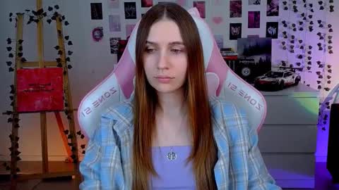 Snapshot of alicecharmy chatting on 09-18-25, 12:51 alicecharmy online show from 09-18-25, 12:51