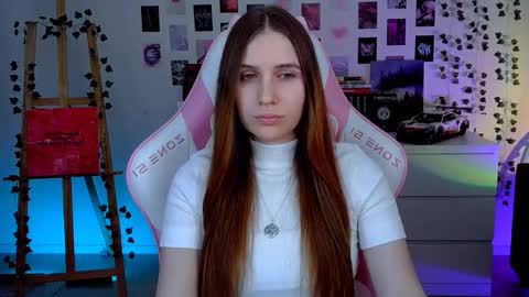 Snapshot of alicecharmy chatting on 09-19-25, 10:05 alicecharmy online show from 09-19-25, 10:05