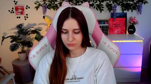 alicecharmy online show from 04-11-26, 01:59