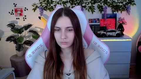 alicecharmy online show from 05-13-26, 03:42