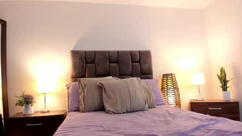 Alice Cullen online show from 10-18-25, 12:39