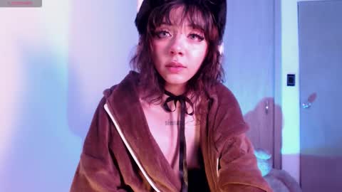 Snapshot of alicedang3r chatting on 10-10-25, 02:54 Alice  online show from 10-10-25, 02:54