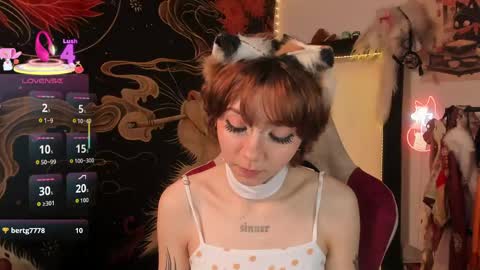 Snapshot of alicedang3r chatting on 04-11-26, 01:43 Alice online show from 04-11-26, 01:43