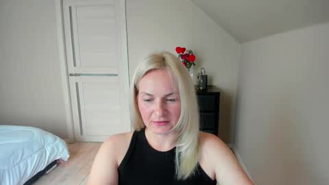 Alicee online show from 10-10-25, 08:13