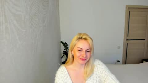 Alicee online show from 04-01-26, 12:39