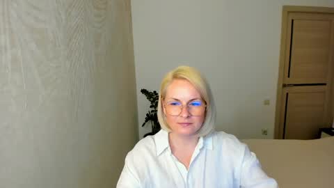 Alicee online show from 04-14-26, 07:09