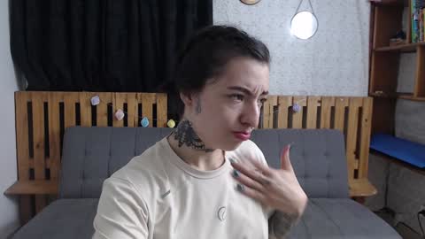 alicee_logan_ online show from 12-12-24, 12:48