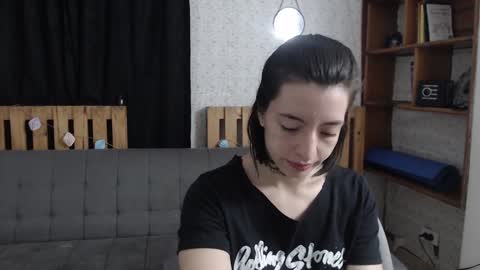 alicee_logan_ online show from 01-07-25, 01:59