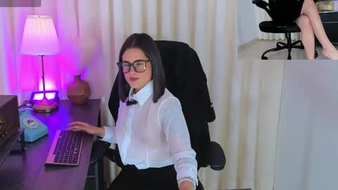 Aleja  online show from 04-18-26, 12:09