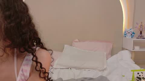 alice online show from 04-24-26, 05:15