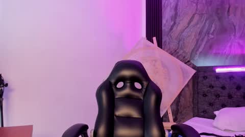 alicee_stonee_ online show from 01-08-26, 07:16