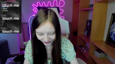 Alie online show from 11-07-25, 06:13