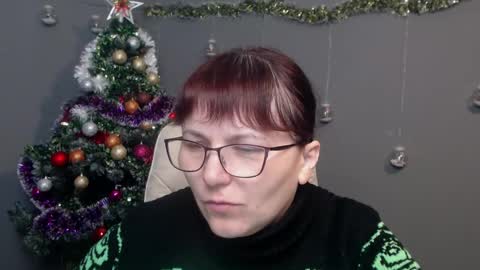 Snapshot of aliceinks chatting on 12-14-25, 07:03 AliceInks online show from 12-14-25, 07:03
