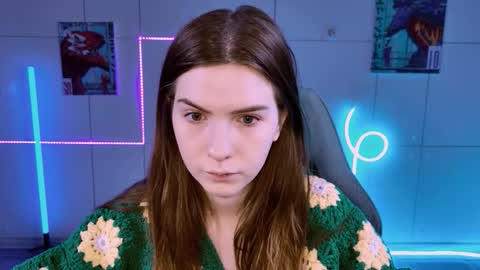 Alice online show from 09-21-25, 05:09