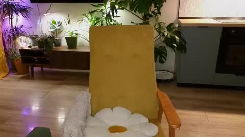 AliceKingsleigh online show from 02-22-25, 06:30