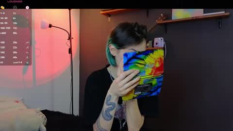 Alice  vacation  online show from 12-03-24, 05:20