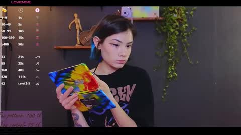 Alice  vacation  online show from 02-12-25, 06:30