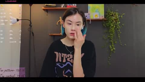 Alice  vacation  online show from 02-22-25, 12:38